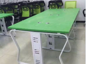 北京辦公家具廠 一站式解決您的屏風(fēng)工位與辦公桌椅定制需求